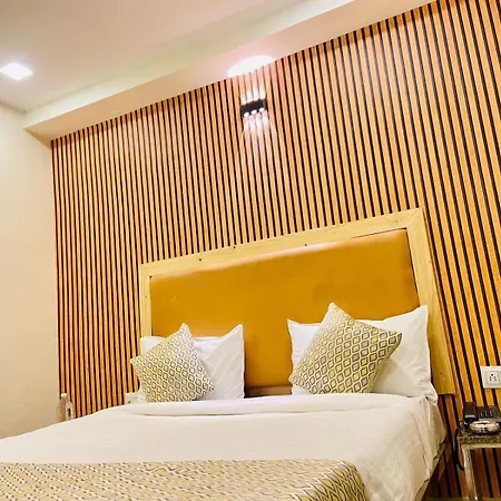 Hotel Alexa - Satellite Prahladnagar, Ahmedabad-2