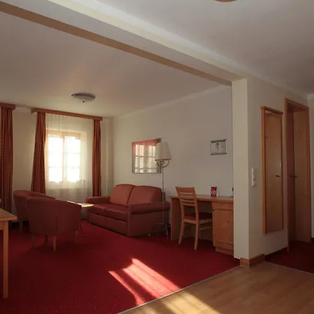 Landgasthof Drei Rosen-3