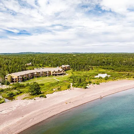 Superior Shores Resort-3
