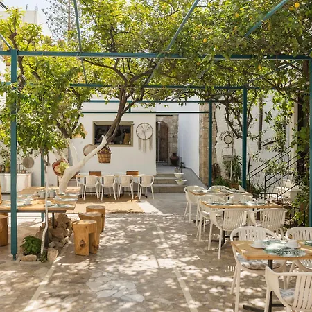 Lefka Hotel&Apartments-2