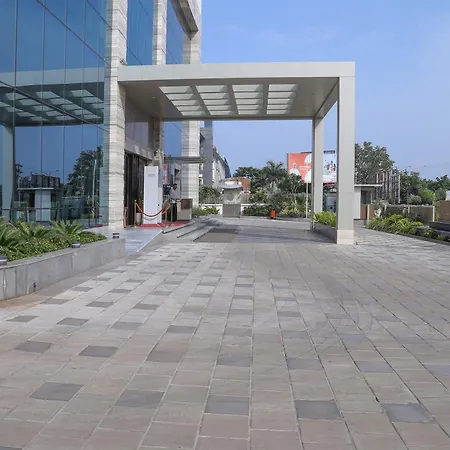 Efcee Sarovar Premiere Bhavnagar-2
