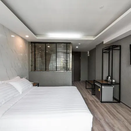 Bangkok City Link Hotel-2