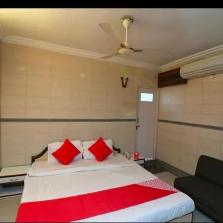 Ganpati Hotel-3