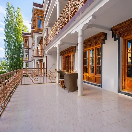 Hotel Gawaling International-2