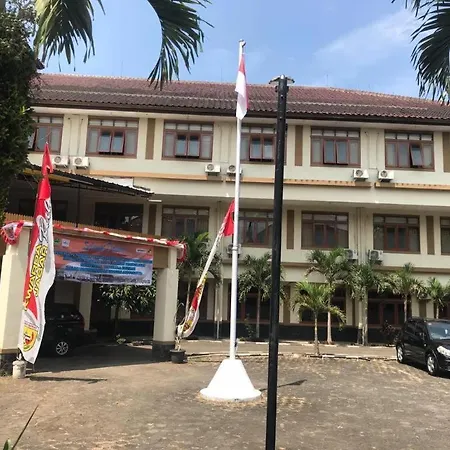 Oyo 3955 Hotel Bumi Kitri Pramuka-2