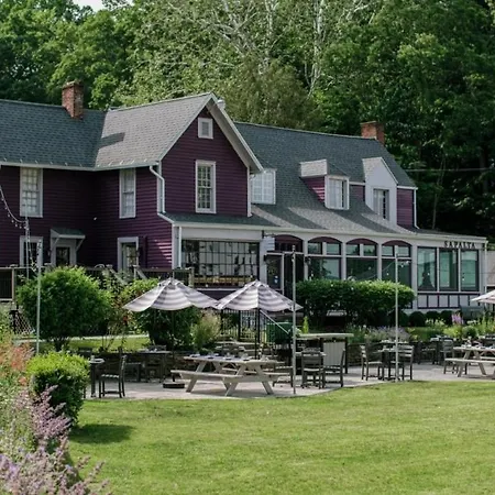Plum Point Lodge-2