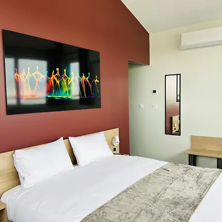 Hotel Wood Inn Bordeaux Aéroport-3