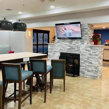 Hampton By Hilton Brattleboro-2