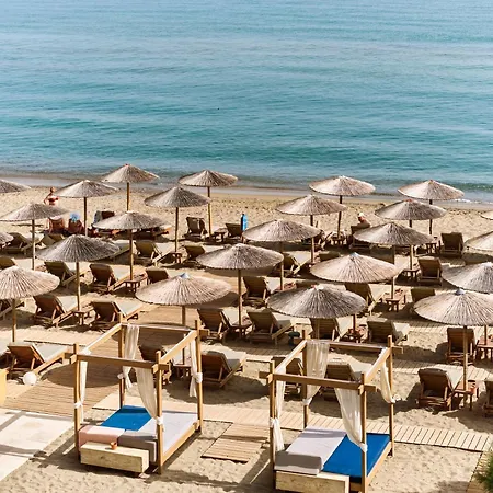 Enorme Teatro Beach - Adults Only-3