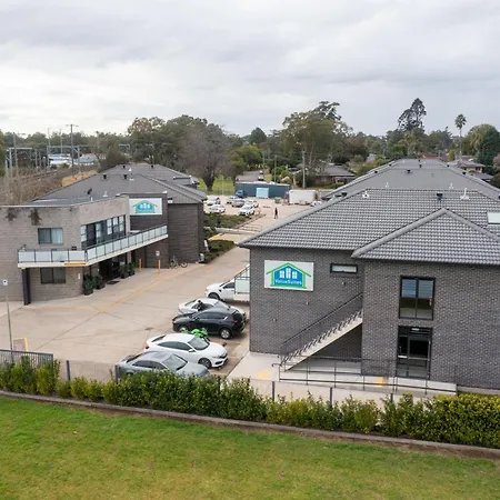 Value Suites Penrith-3