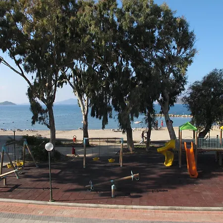 Sunset Beach Apartments-2
