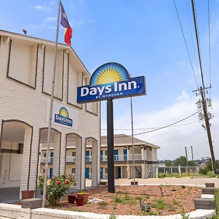 Days Inn By Wyndham Kenedy Karnes City-2