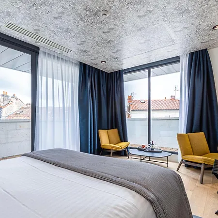 Hotel Le Saint Gelais-2
