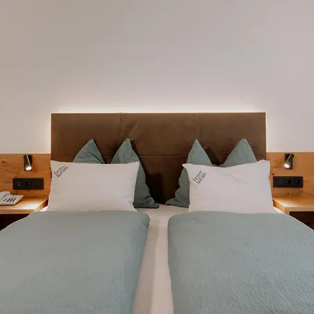 Garni-Hotel Farmerhof-3