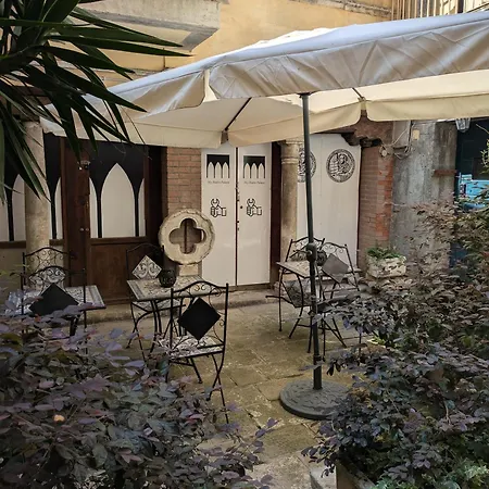 My Rialto Palace-3