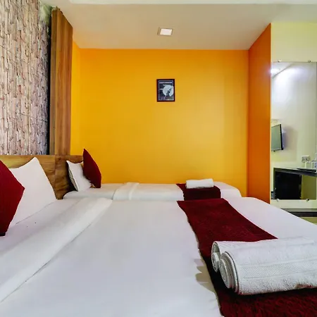 Hotel Icon Near T-2 International Airport Mumbai-3