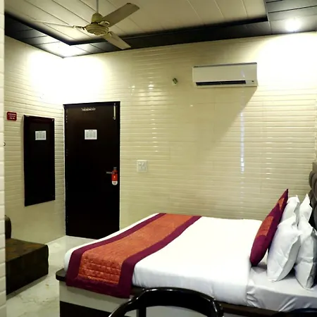 Hotel Holy City-2