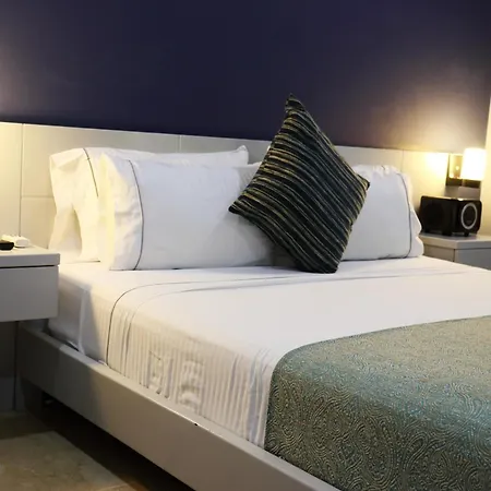 Hotel Lleras 10-2