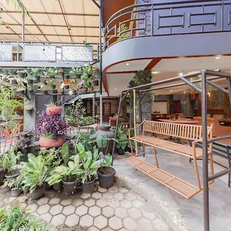 Urbanview Hotel Villa Surya Bandung-2