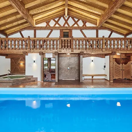 Aktivhotel & Gasthof Schmelz Ihr Familienfreundliches Urlaubs Hotel Mit Wellness, Almsauna, Chiemgau Karte-3