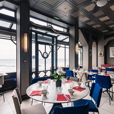 Les Ambassadeurs, Logis Hotel, Sa Creperie Et Son Rooftop - Saint Malo Plage-2