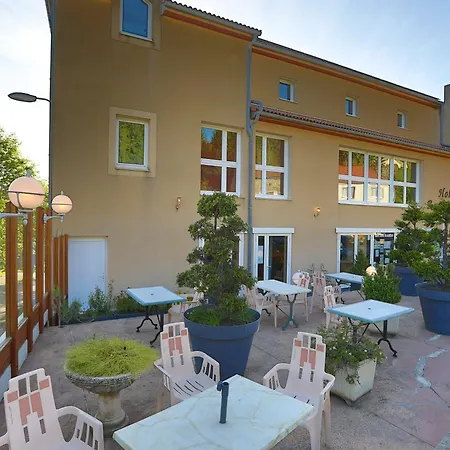 Logis Hotel Spa Restaurant Le Provence-3
