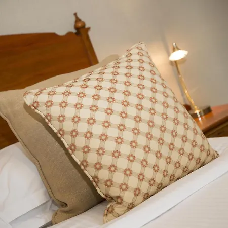 The Leathes Head Hotel-2