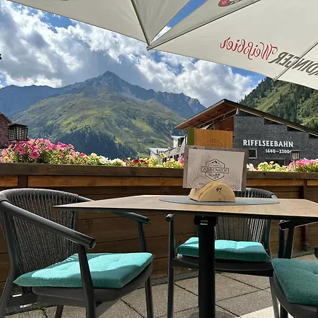 Hotel Zirbenhof-3