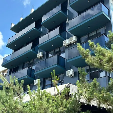 Hotel Black Sea-3
