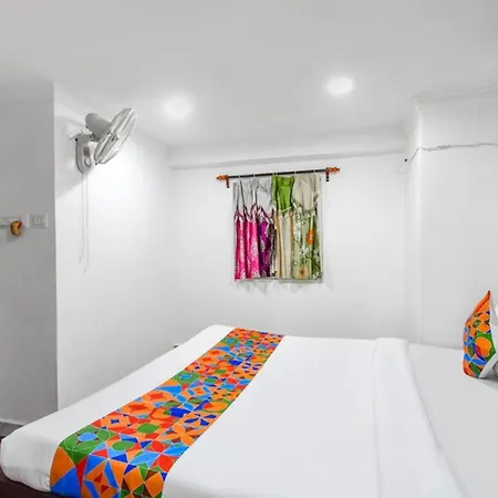 Hotel Royal Oak Guest House Nabapally Sector 4 Kolkata-3