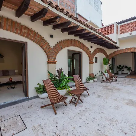 Casa Victoria Malecon - Adults Only-3