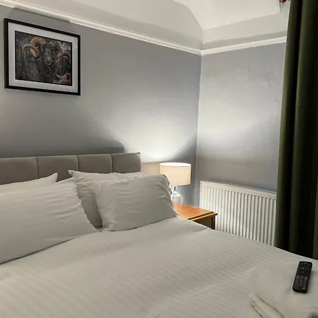 The George Hotel-2