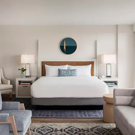 The Singer Oceanfront Resort, Curio Collection By Hilton-2