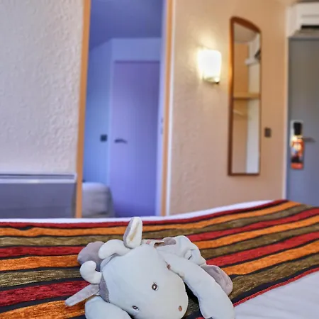 Brit Hotel Chambery-2