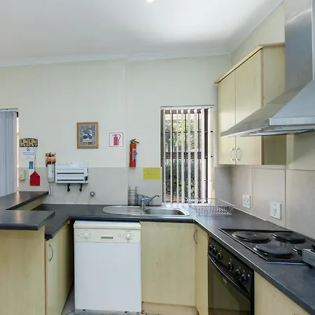 Ascot Gardens Self Catering-2