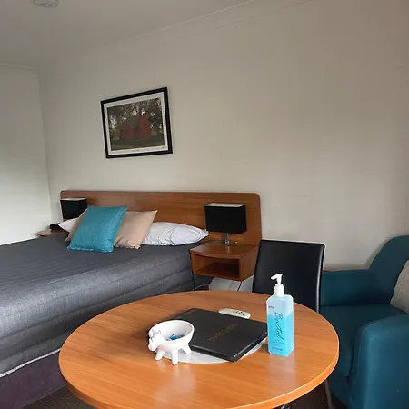 Westwood Motor Inn-2
