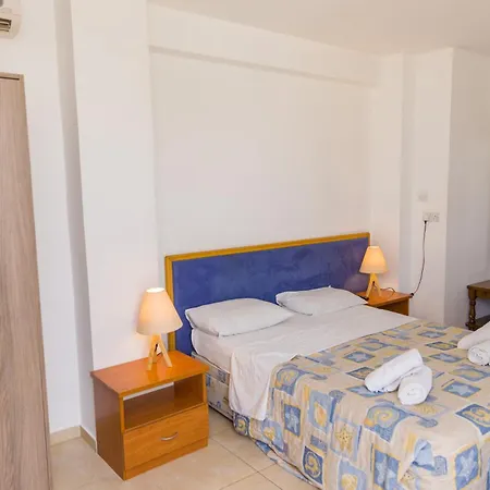 Alecos Hotel Apartments-3