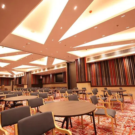 Holiday Inn Express & Suites Jaipur Gopalpura By Ihg-3