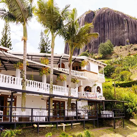 Hotel Casa Linda Guatape-3