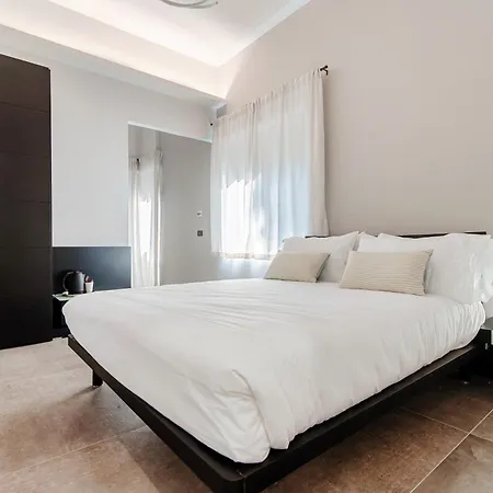 Como Lakeside Suites-3