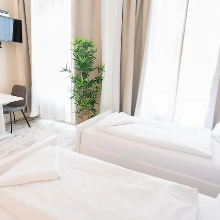 Hotel Schoenbrunn By Vienna Living Apartments-3