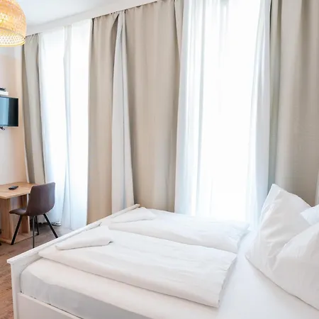 Hotel Schoenbrunn By Vienna Living Apartments-2