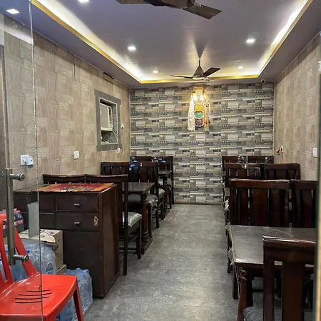 The Golden Lodge Varanasi-2