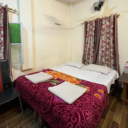The Golden Lodge Varanasi-3