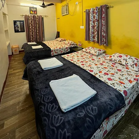 The Golden Lodge Varanasi-2