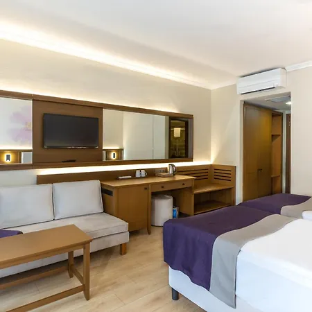 Club Feliciavillage Hotel-3