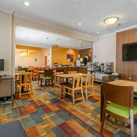 Wingate By Wyndham Great Falls-2