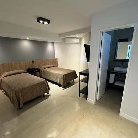 Hotel America-2