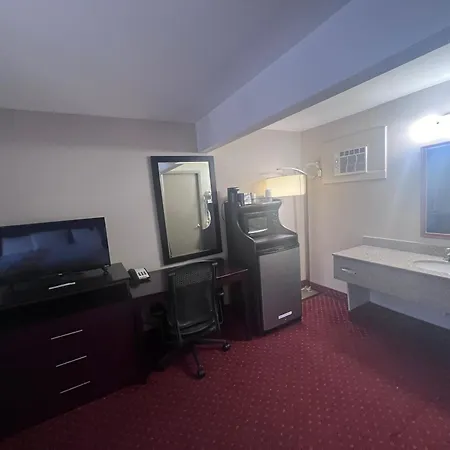 Rodeway Inn & Suites Hershey Chocolate Avenue-2