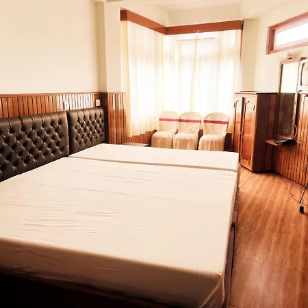 Hotel Tashi Gyal Tsen-2